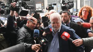 Carlos Carrascosa de supuesto "autor del crimen" a testigo: "Hace 20 años que espero este momento"