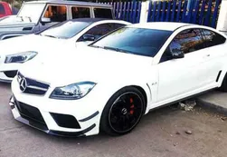 La lujosa flota de autos del "Chapo" Guzmán