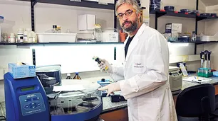 El infectólogo Fernando Polack tiene coronavirus: es la segunda vez que se contagia