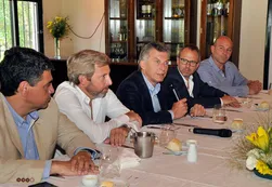 Macri le pidió a intendentes PRO evitar el "gasto, el clientelismo y el empleo público berreta"