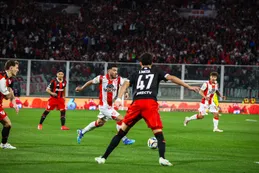 Instituto ganó en las tribunas, pero fue goleado por River en el terreno de juego