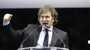 Javier Milei apuntó nuevamente contra periodistas y esta vez los acusó de “espionaje”