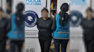 Hallaron un proyectil militar en la sede de APTRA y detuvieron a una mujer vinculada a Sendero Luminoso