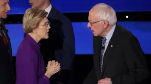 Bernie Sanders y Elizabeth Warren se cruzaron tras un debate por una acusación sexista