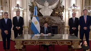 Javier Milei anunció un superávit financiero: "El milagro económico responde a la motosierra"