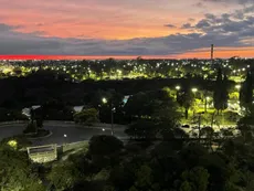 Córdoba: Politólogo no pudo dormir por una fiesta en el Parque Sarmiento y pide leyes para controlar ruidos molestos