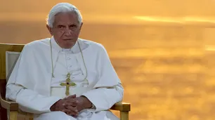 Funeral de Benedicto XVI: podría ser embalsamado y tratado como un papa que murió en el cargo