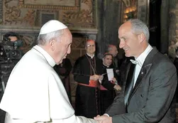 El Papa Francisco rezó "por el alma" de Antonio Cafiero