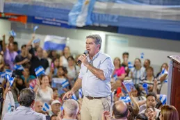 Capitanich llamó a votar “con el bolsillo” y advirtió: “El 82% de los chaqueños está peor que antes”