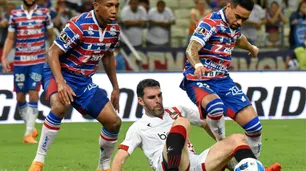 Estudiantes rescató un empate contra Fortaleza