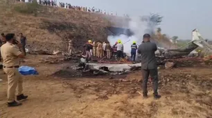 Mueren cinco personas en un accidente de avión en la India, incluyendo un funcionario clave de la política local