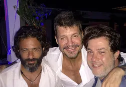 Tinelli hizo su clásica fiesta de Año Nuevo en Punta con sus hijos y amigos