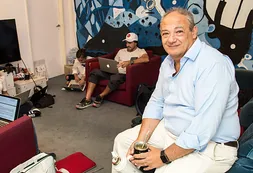 Scholas: director dice ser “empleado de Francisco”