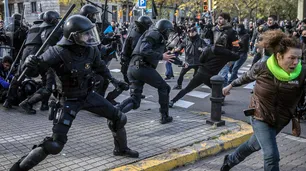 Pedro Sánchez reunió a su gobierno en Barcelona ante la furia de los independentistas