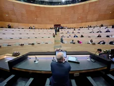 Asesores detenidos, carpetazos y doble vara: la guerra entre el PJ y la UCR paraliza el recinto de sesiones