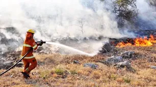 Por los incendios forestales, cortan rutas en la provincia de Córdoba