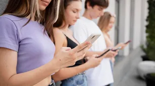 El país que lucha contra la pornografía deepfake: afecta a jóvenes de más de 500 universidades y escuelas
