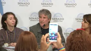 "Momento histórico": Amado Boudou volvió al Senado entre aplausos y cuestionó el pacto con el FMI