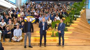 Tras la polémica con Juan Grabois, Mauricio Macri visita al CEO de Mercado Libre