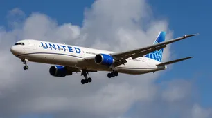 Se desbordó el inodoro de un Boeing 777 en pleno vuelo: "La seguridad es nuestra máxima prioridad"