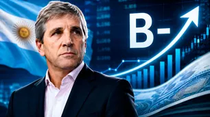 La deuda argentina sube un escalón, pero los inversores todavía miran el cepo y el 2027
