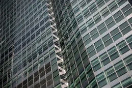 Por la IA, Goldman Sachs sube su proyección de crecimiento a largo plazo para Estados Unidos y el mundo