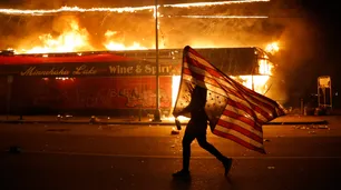 Minneapolis en llamas: violencia racial, arresto a periodistas y Donald Trump "censurado" en Twitter