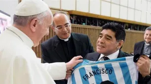 Diego Armando Maradona, el hijo pródigo del Papa Francisco