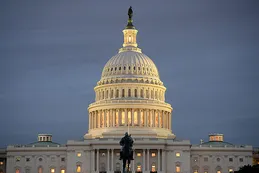 Sin "marea roja" pero con signos de agotamiento de Joe Biden: las claves de la elección en EEUU