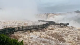 Cataratas del cielo en Misiones: cierran por primera vez el Parque Iguazú por alerta meteorológico