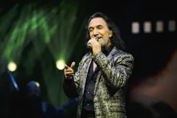 Marco Antonio Solís deslumbró a Buenos Aires con un show que recorrió cinco décadas de historia musical