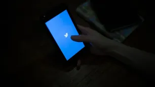 Ultraderechistas festejan la nueva política sobre imágenes de Twitter: "Todo se ha puesto a nuestro favor"