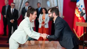 Renunció Carolina Tohá, ministra del Interior de Chile, para aspirar a la presidencia