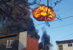 Incendios en papelera de San Justo y fábrica de aerosoles en Garín