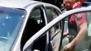 Le robaron el auto con su hija de 8 años adentro