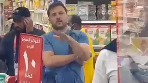 Escracharon a Diego Brancatelli en un supermercado en Qatar: "No te merecés vivir en paz"