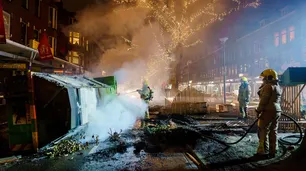 Holanda reacciona violenta contra las cuarentenas: políticos temen una "guerra civil"