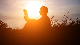 Cuatro libros clásicos de ciencia ficción para disfrutar en febrero