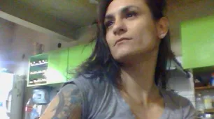 A la "Gitana Liz" todo le salió mal y cayó desde un noveno piso