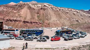 Fronteras que complican y separan