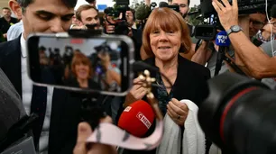 Aclaman a Gisèle Pelicot como una "heroína" tras la condena a sus 51 violadores