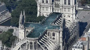 Una piscina y otras ideas bizarras para la reconstrucción del techo de Notre-Dame