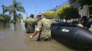 Por las inundaciones, el gobernador chaqueño Peppo reconoció una "situación de desastre"