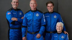 Aterrizó la cápsula de New Origin que llevó a Jeff Bezos al espacio