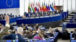 La Unión Europea destinará 63 millones de euros para impulsar la inteligencia artificial en sanidad y seguridad online