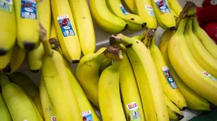 Llegó el "dólar banana" para bajarle el precio a la fruta