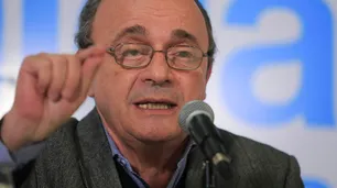 Moreau reveló que intentarán modificar el acuerdo con el FMI en el Congreso y criticó a Guzmán