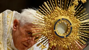 Murió Benedicto XVI: 4 escándalos de su papado que culminaron en su histórica renuncia