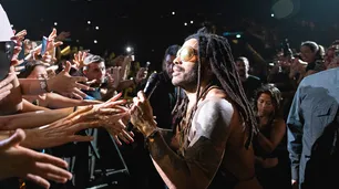 Lenny Kravitz rockeó y sedujo en el Movistar Arena frente a 14.000 personas