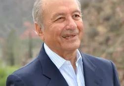 La Rioja: Eduardo Menem bajó su candidatura para apoyar su hermano Carlos